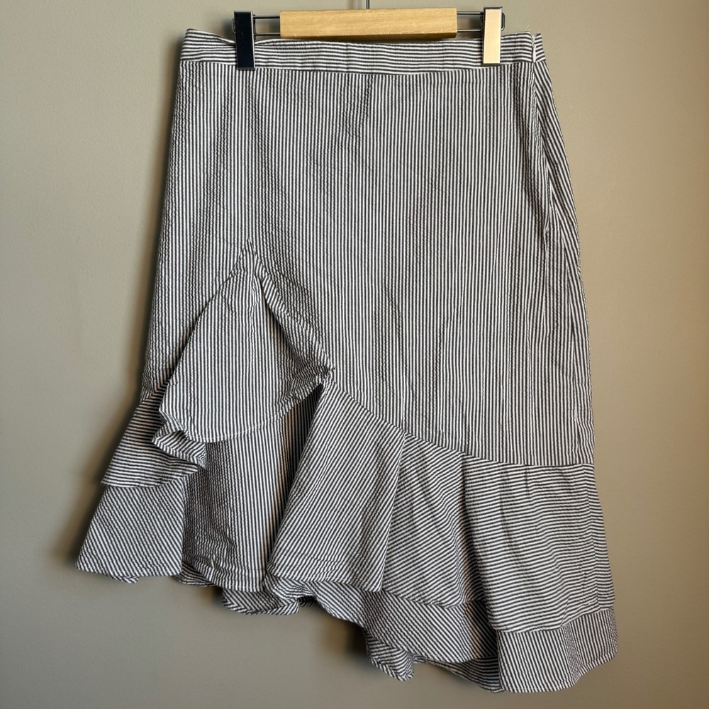 Banana‎ Republic Seersucker Striped Ruffle Asymmetrical Midi Skirt Size 6 Preppy